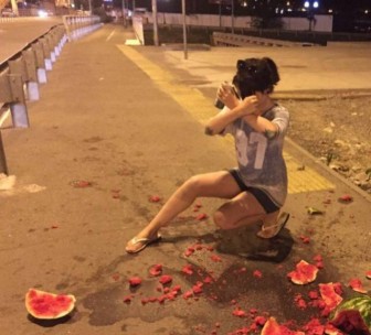 Funny pictures of people passing a bad day.
