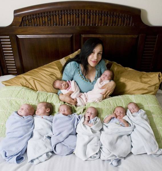 صور إمرأة ولدت ستة أطفال من 2009 حتى الأن 