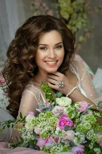 Pictures of beautiful women in a romantic atmosphere