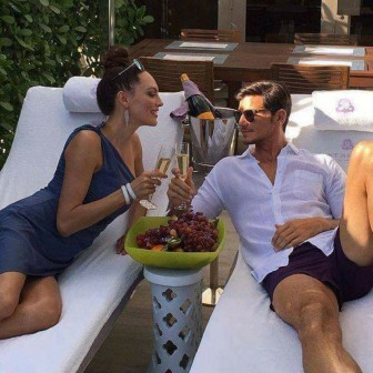The most beautiful pictures of the girls of love and romance