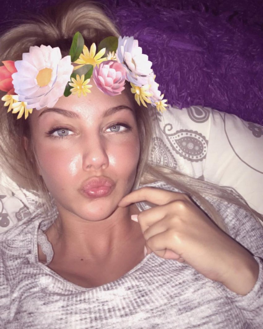 سكس بنت شقراء