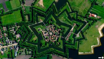 Great pictures around the world of satellites.