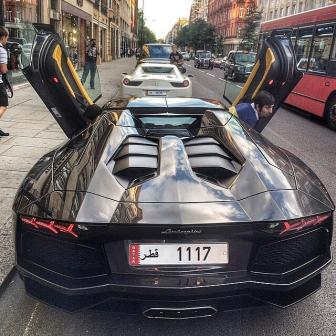 Pictures of the most beautiful cars on the streets.