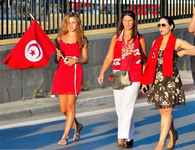 صور بنات فيس بوك تونس