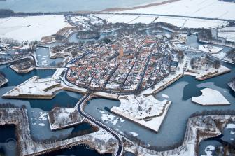 Images of the most beautiful winter cities from all over the world.