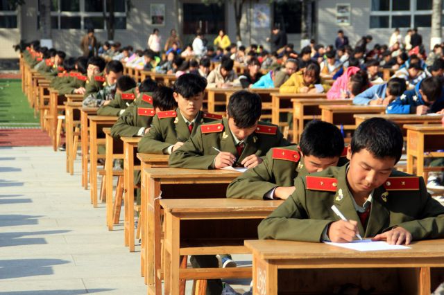 كيف تمر الامتحانات في الصين