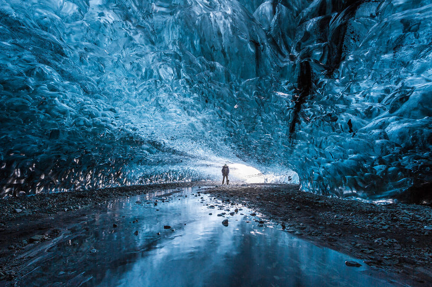 صور كهف جليدي في ايسلندا